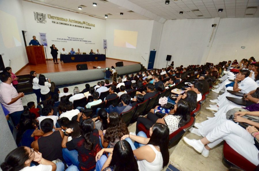 Dan bienvenida a alumnos de nuevo ingreso del Campus IV de la UNACH