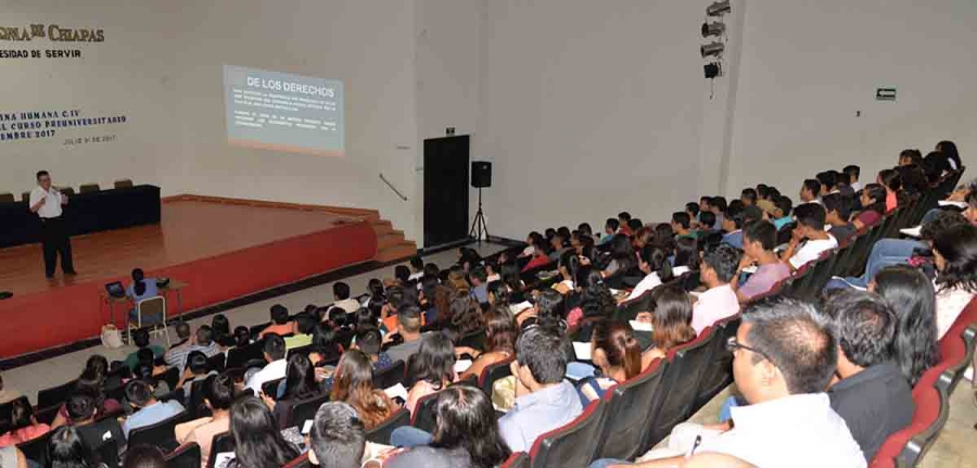 Retornan a clases alrededor de 23 mil alumnos en la UNACH