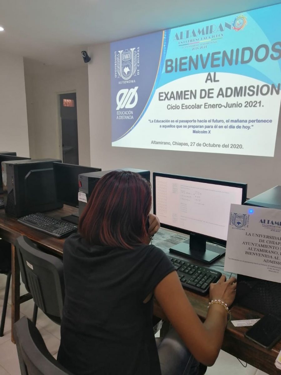 Presentan más de mil 300 jóvenes el examen de la UNACH para el ciclo escolar enero-junio 2021