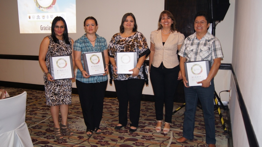 Entrega UNACH programa académico de la Licenciatura en Seguridad Alimentaria a  cinco instituciones de educación superior