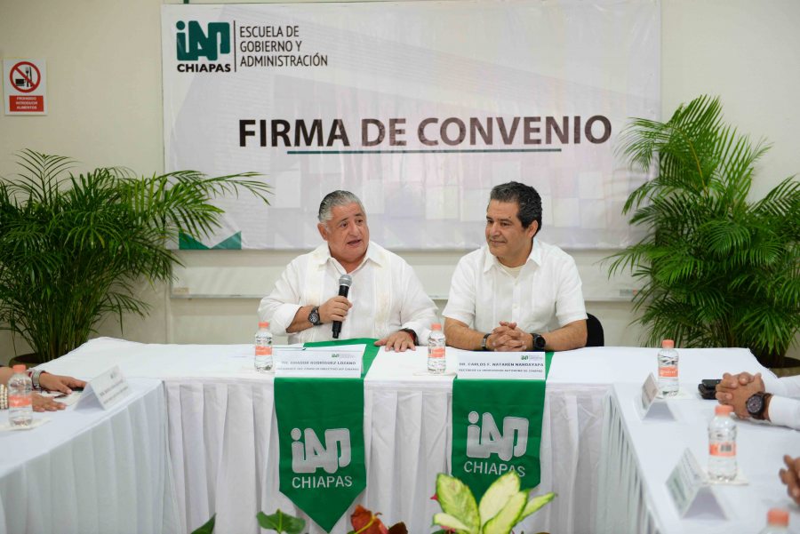 Acuerdan UNACH y el IAP trabajar en favor de la profesionalización del servicio público