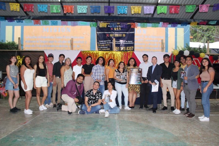 Presentan la edición veinte de la gaceta universitaria Letra Suelta, en la Facultad de Humanidades Campus VI de la UNACH