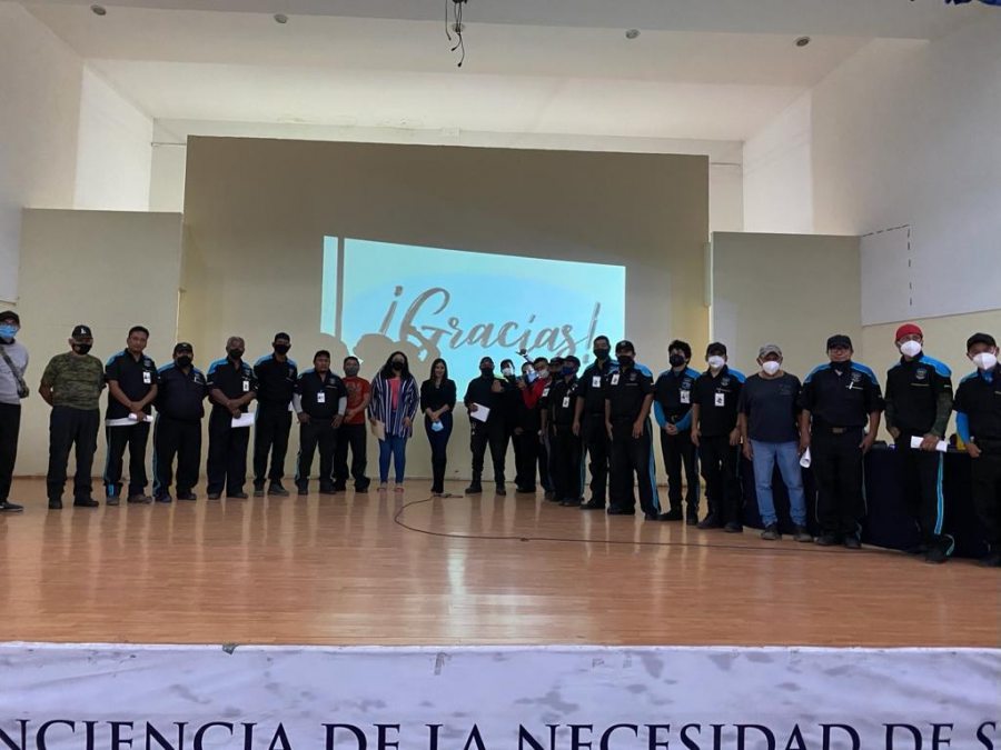 Capacita UNACH  a personal de vigilancia y seguridad en materia de género