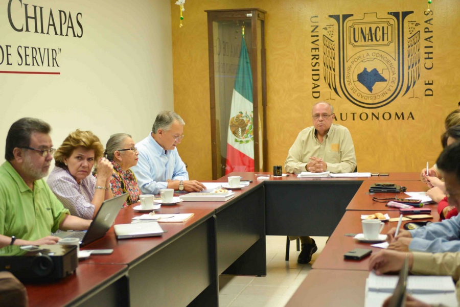 Avanza  UNACH en el proceso para refrendar la reacreditación nacional de la Licenciatura en Médico Cirujano