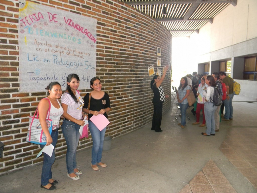 Organiza UNACH Feria de Vinculación para impulsar la investigación educativa