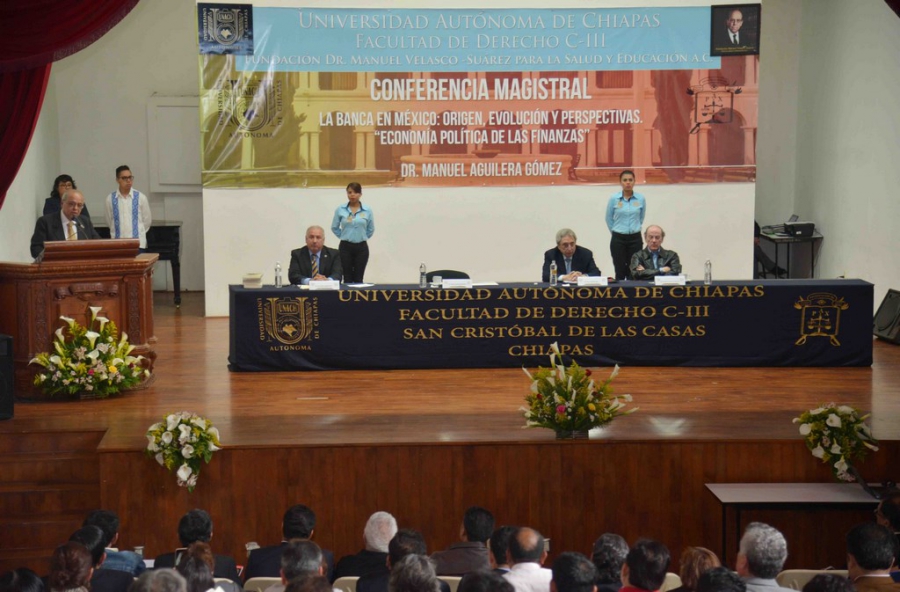 Nombran a Manuel Aguilera Gómez docente distinguido de la UNACH