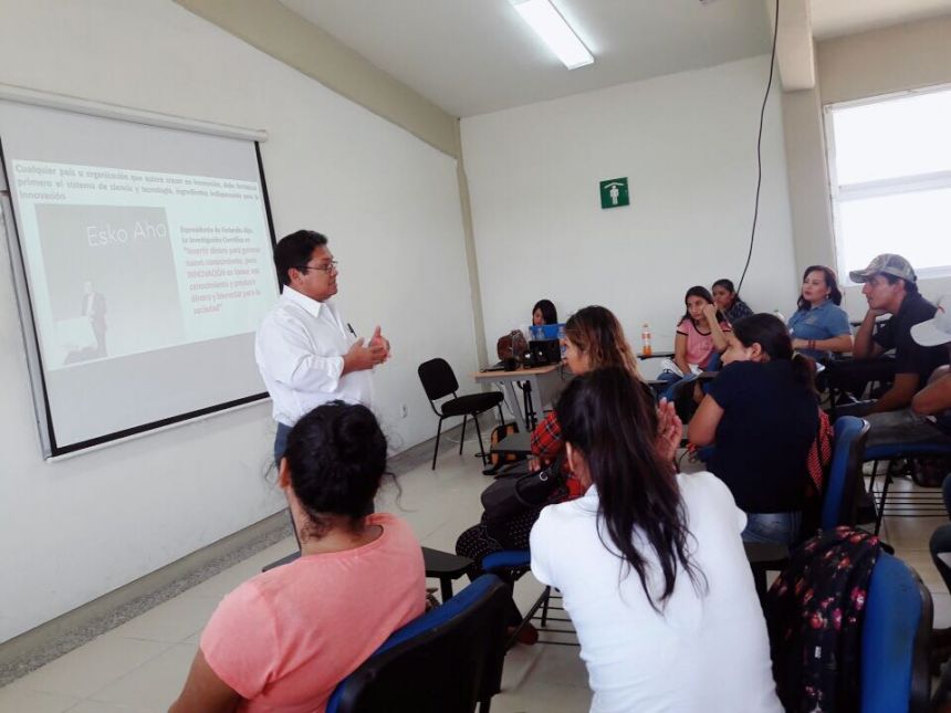 Capacitan a alumnos de la UNACH en Arriaga en temas de Innovación y Propiedad Intelectual