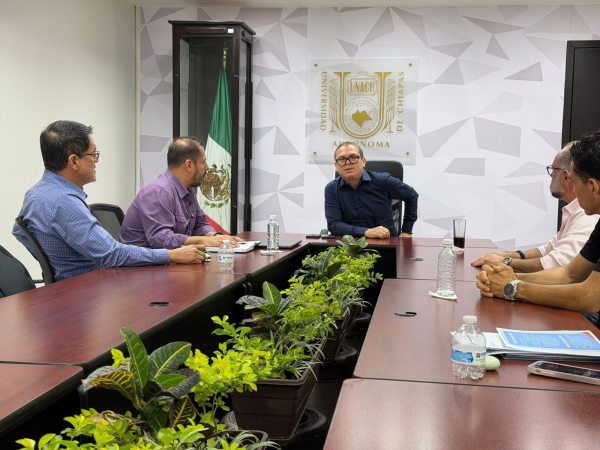Resaltan importancia de la vinculación de la comunidad UNACH con el sector empresarial