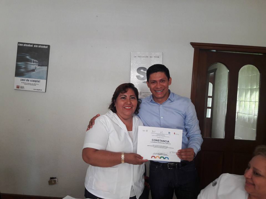 Recibe UNACH constancia que la acredita como miembro del COMCA Tapachula