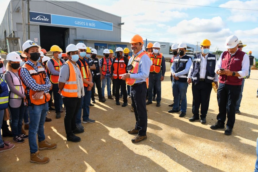 Recorren estudiantes de la UNACH las obras que se realizan en el Libramiento Norte de Tuxtla Gutiérrez