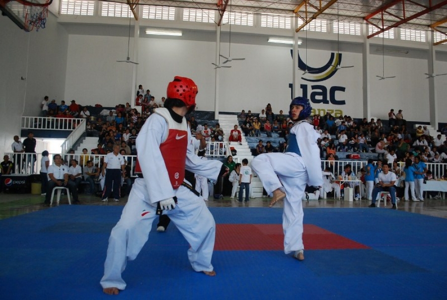 Equipo de Tae Kwon Do de la UNACH  califica a la Universiada Nacional  