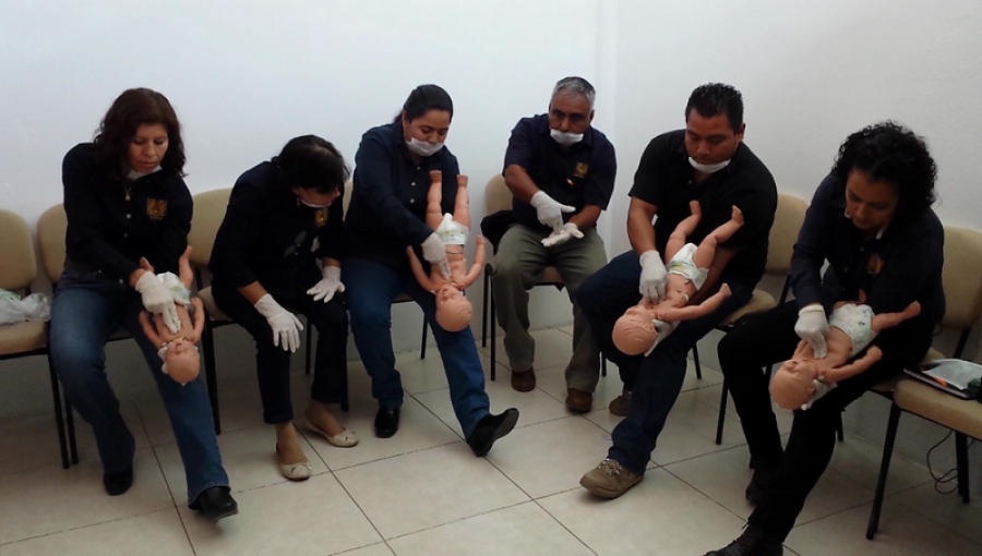 Capacita UNACH a su personal en temas de primeros auxilios