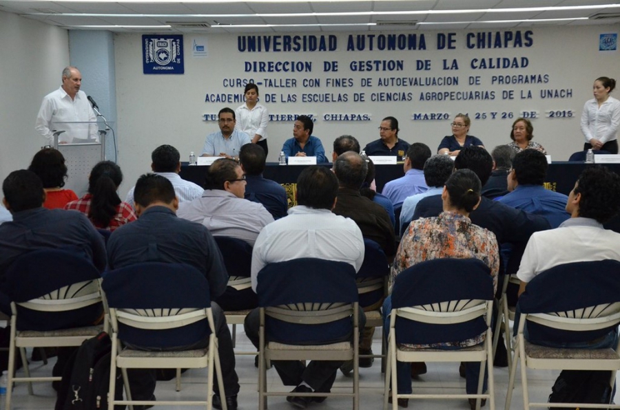 Trabajan directivos de la UNACH en la acreditación y reacreditación de los programas educativos de las ciencias agropecuarias