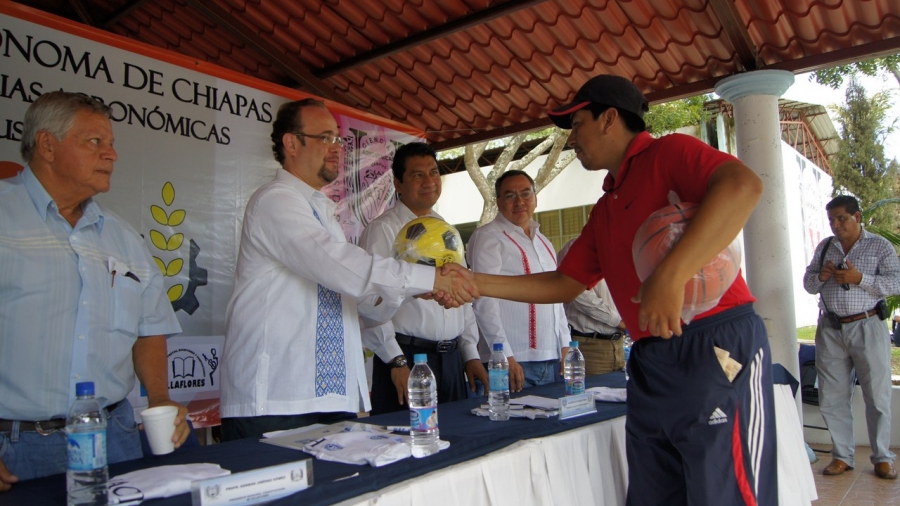 En un ambiente de unidad inicia en Villaflores Festival Cultural Universitario