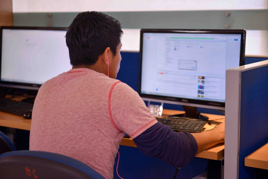  Más de 2 mil unachenses hicieron uso del servicio de la Biblioteca Central en horario extraordinario