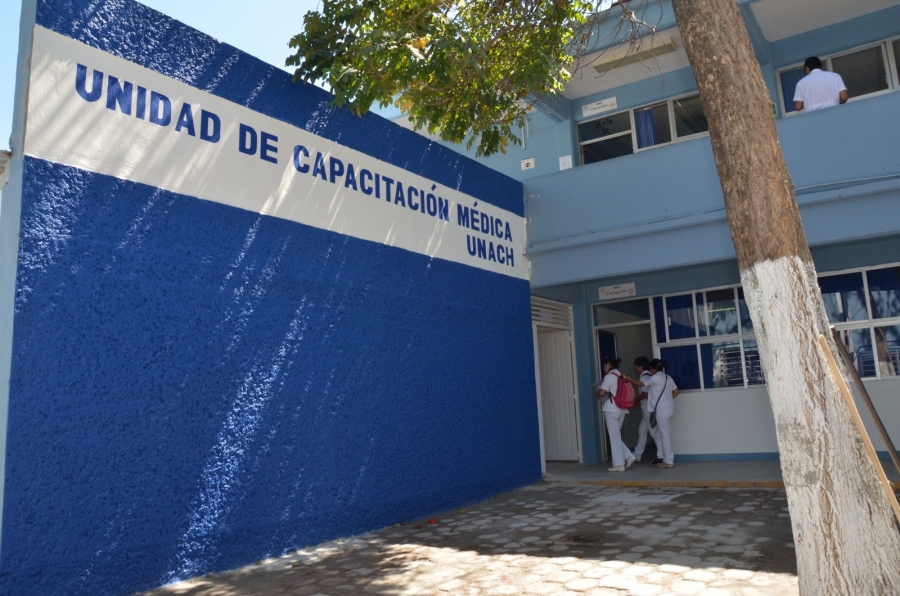 Supervisa rector Jaime Valls Esponda avances de la Unidad de Capacitación Médica de la UNACH