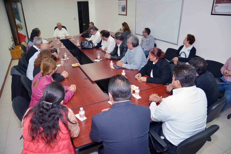 Exhorta rector de la UNACH, Carlos Eugenio Ruiz Hernández a trabajar en armonía en favor de la calidad académica