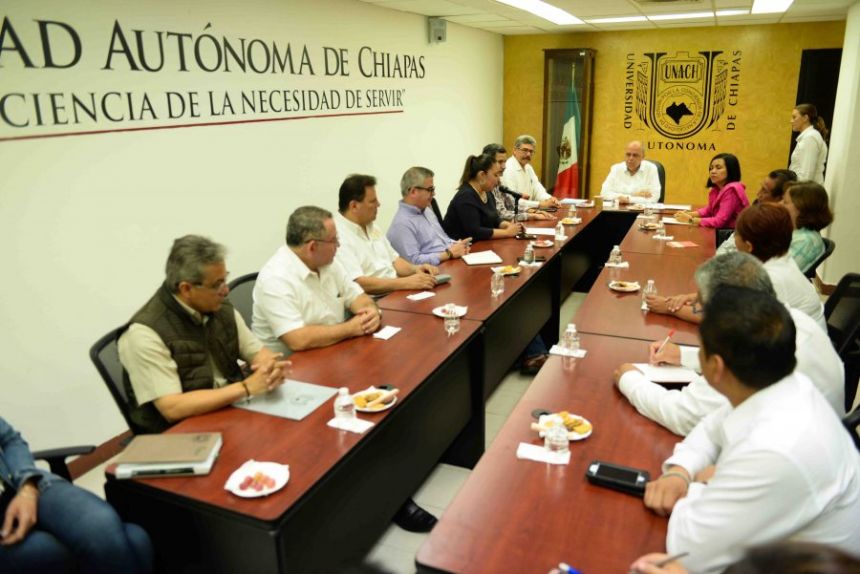 Reconoce UNACH a Posgrados Acreditados que renovaron el aval del CONACYT