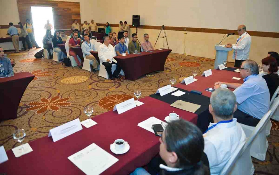 Participan investigadores  de  Europa y América en el Taller Mesoamericano sobre Cosmología y Gravedad organizado por el MCTP-UNACH