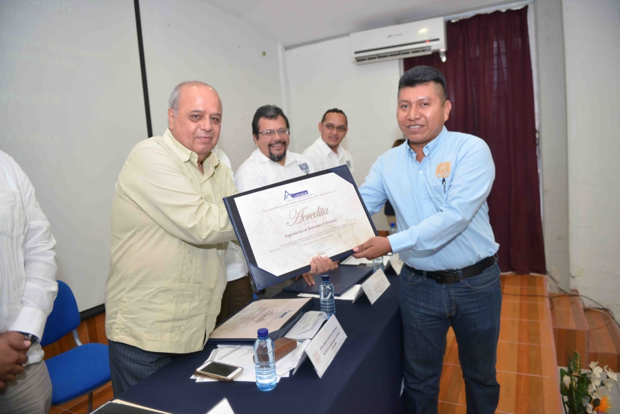 Logra plantel de la UNACH reconocimiento histórico a nivel nacional de sus programas educativos
