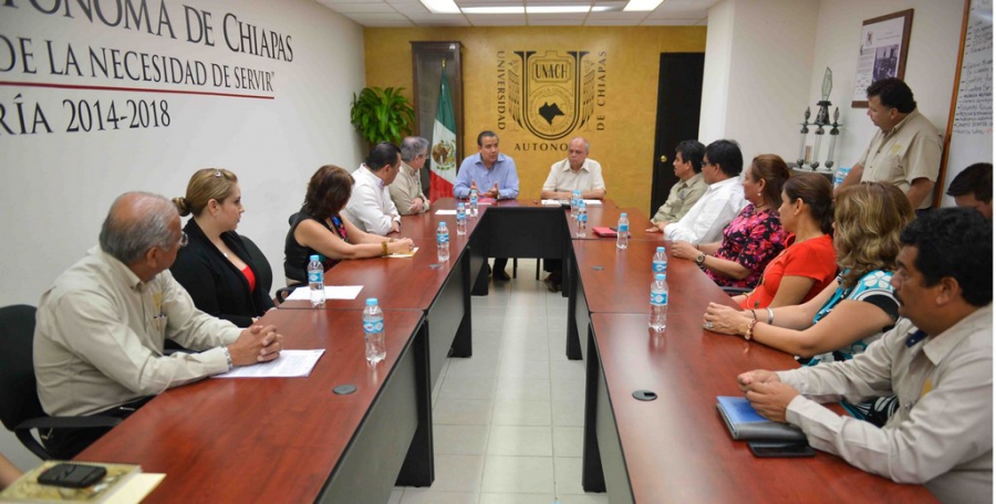 Reafirma UNACH e Iniciativa privada su compromiso con el desarrollo integral de los jóvenes