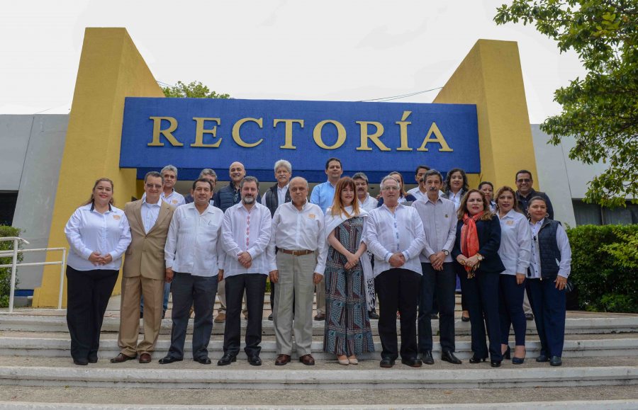 Entregan reconocimiento internacional a la Licenciatura en Gestión Turística de la UNACH