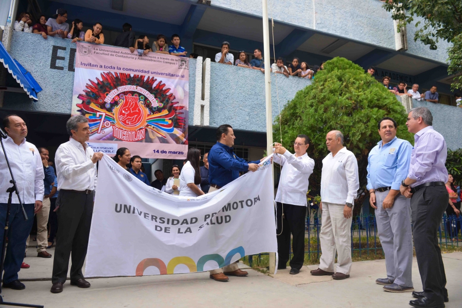 Izan Banderas Blancas en cuatro Facultades del Campus I  de la UNACH
