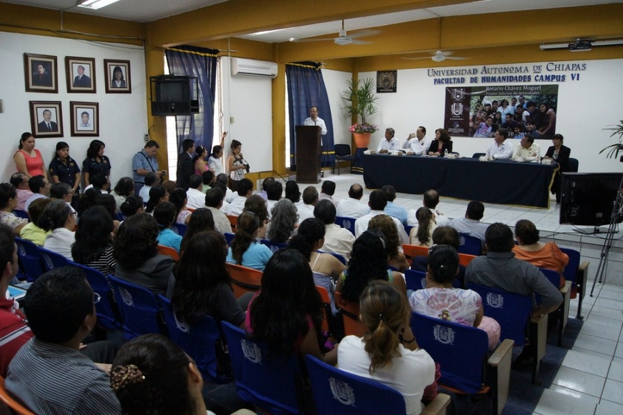 Reconoce directora de Facultad de Humanidades gestiones del rector Jaime Valls Esponda  