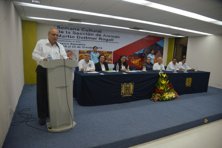 Inaugura el Rector Carlos Eugenio Ruiz Hernández la Semana Cultural de la Sección Alemán “Martin Dettmer Rogall”