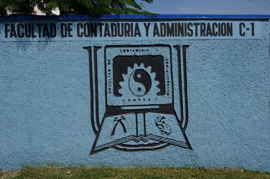 Ofertan en la Facultad de Contaduría y Administración de la UNACH diplomados de titulación