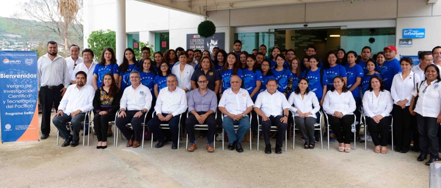 Recibe UNACH a 50 estudiantes que forman parte del Programa Delfín