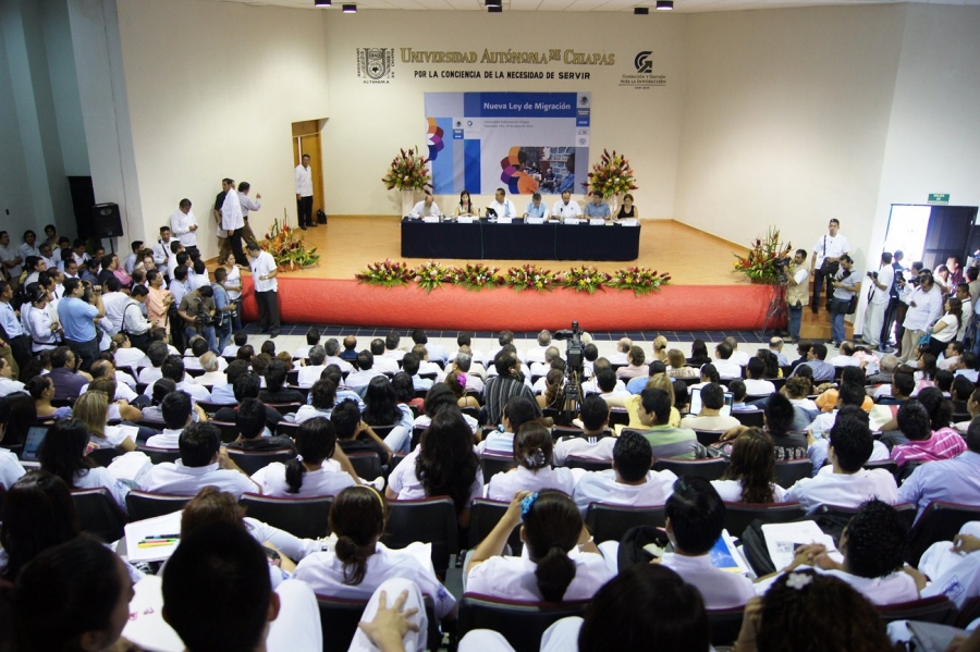 Organizan UNACH Y SEGOB Seminario “Aportes y Retos de la Ley de Migración&quot;