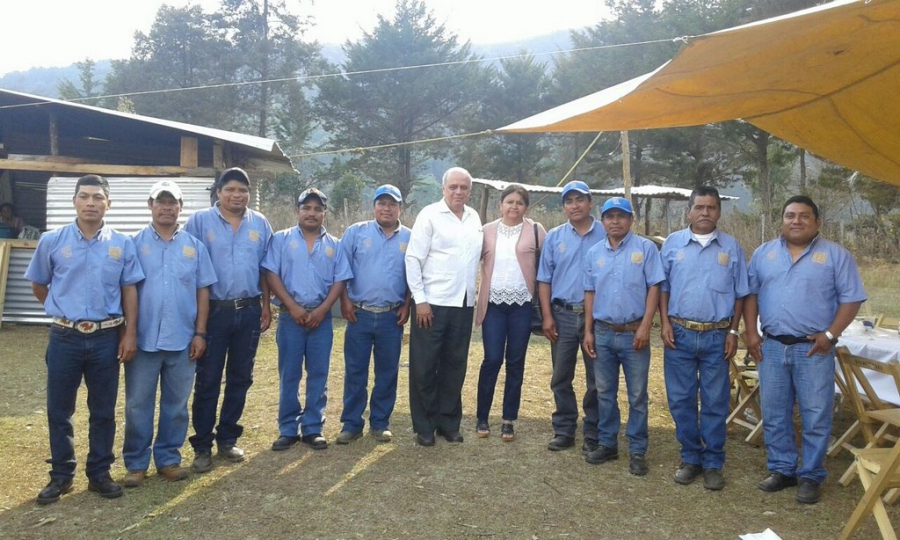 Recorre el rector de la UNACH, Carlos Eugenio Ruiz Hernández, las instalaciones del CETNO en Teopisca