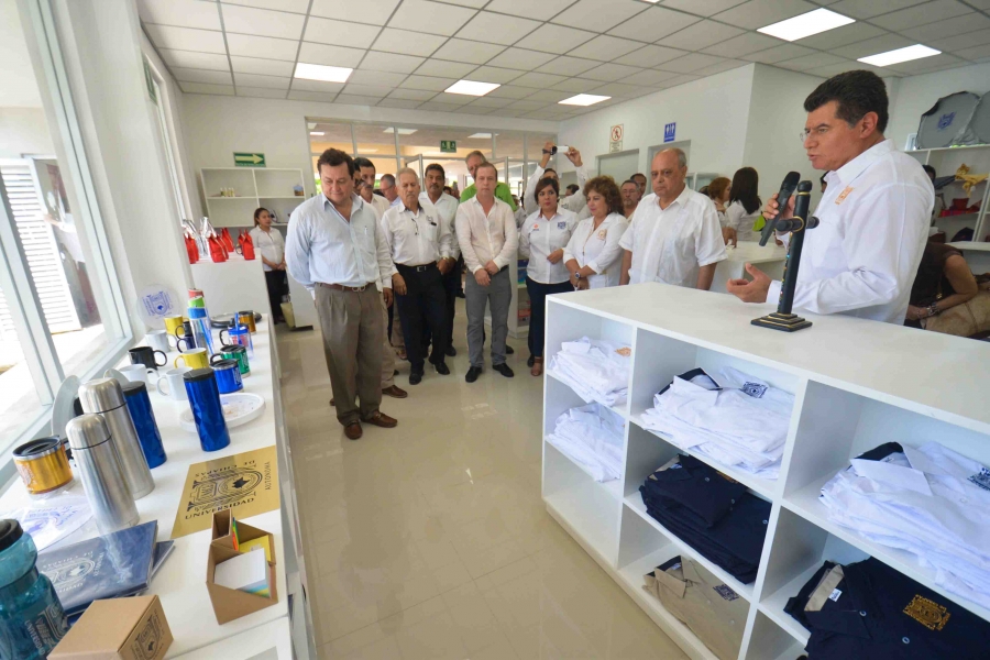 Abre sus puertas la  Tienda UNACH en Tapachula