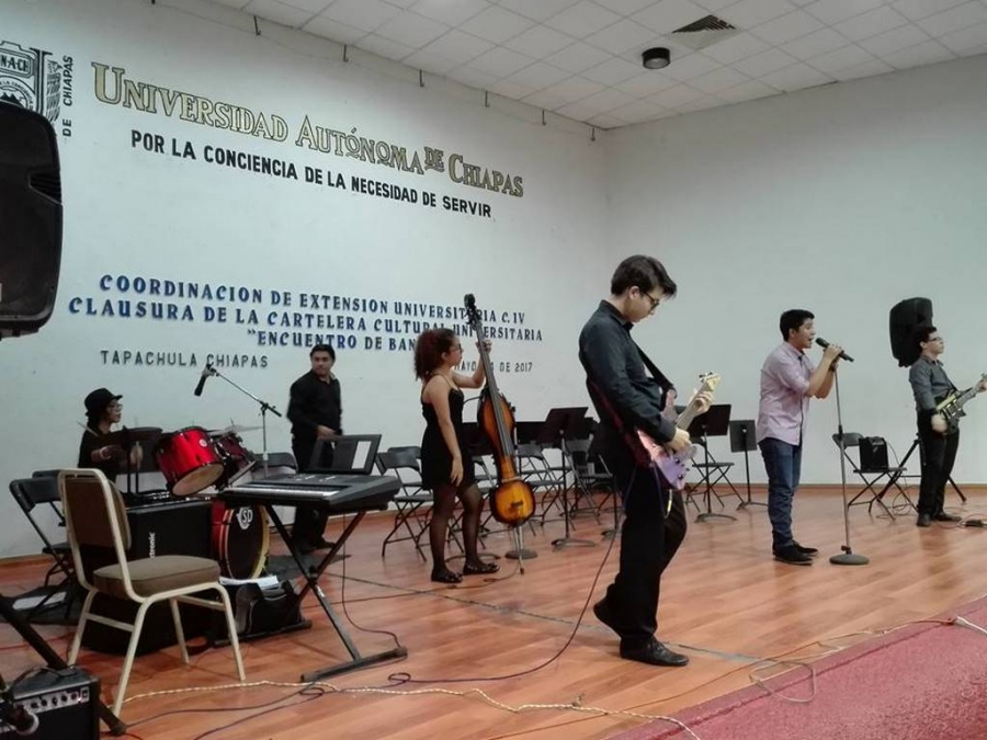Clausuran actividades culturales de la UNACH con la presentación de tres bandas de música