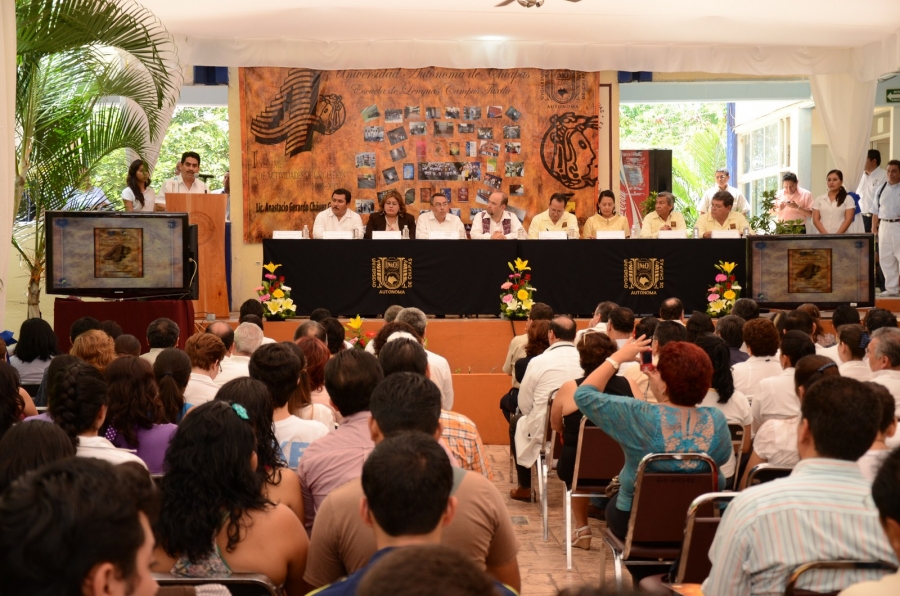 Duplica Escuela de Lenguas Tuxtla de la UNACH cifra de alumnos atendidos en este ciclo escolar