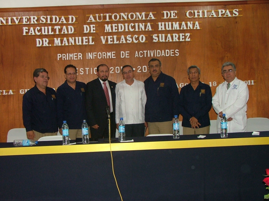 Rinde Informe de Actividades director de la Facultad de Medicina Humana 