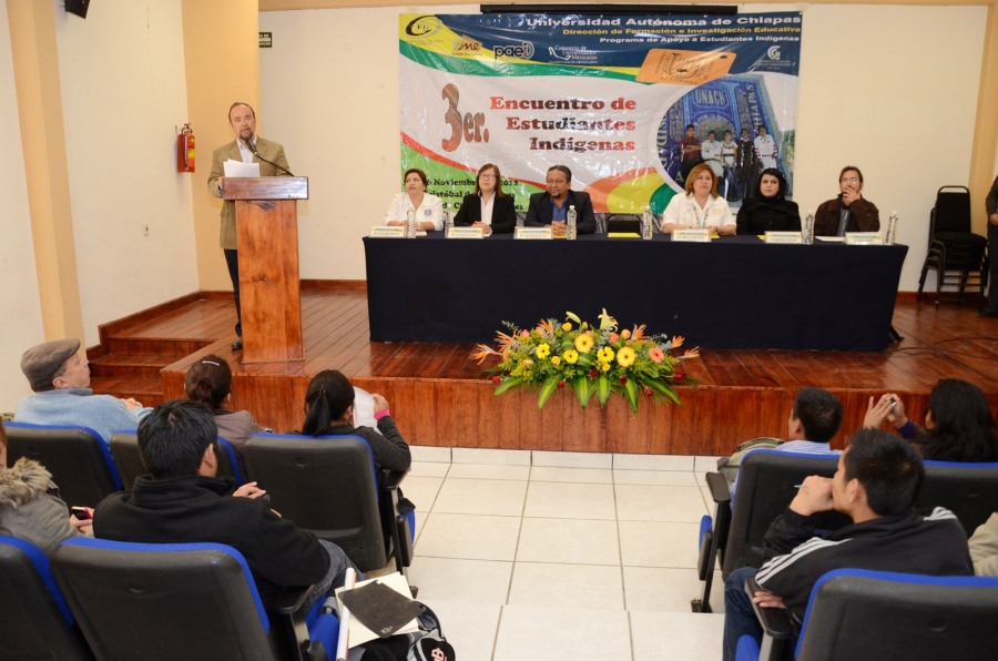 En San Cristóbal de las Casas Participan alumnos de la UNACH en Tercer Encuentro de Estudiantes Indígenas