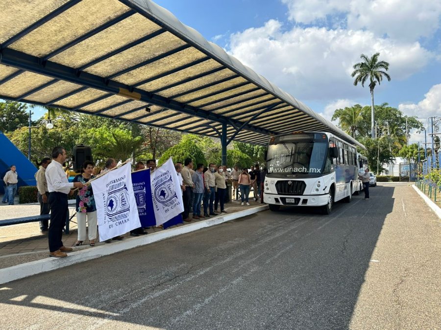 Pone UNACH en marcha el servicio de transporte gratuito del Campus I a Ciudad Universitaria en Tuxtla Gutiérrez