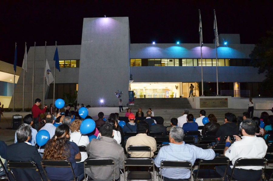  Abre sus puertas Biblioteca Central de la UNACH en horario nocturno