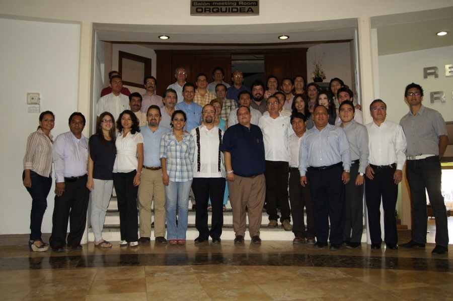 Establece Rector Jaime Valls Esponda diálogo abierto con universitarios  