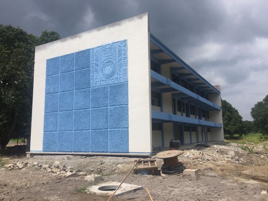 Avanza la construcción del nuevo edificio de la Escuela de Medicina Humana de la UNACH en Tapachula