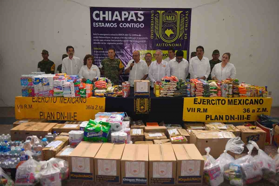 En Tapachula Entrega UNACH a la SEDENA víveres  para los damnificados por el sismo en Chiapas