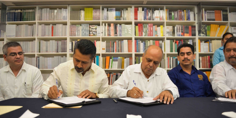 Suman UNACH y COBACH fortalezas en favor de la educación de los jóvenes