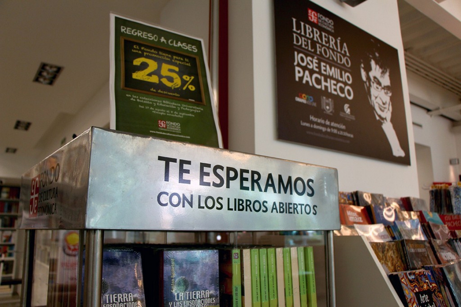 Anuncian Venta Nocturna en la Librería del FCE-UNACH “José Emilio Pacheco”