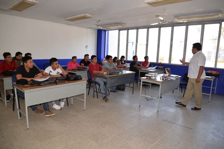 En Tapachula Inician clases la primera generación de alumnos de  Ingeniería en Desarrollo y Tecnologías de Software en el Campus IV UNACH