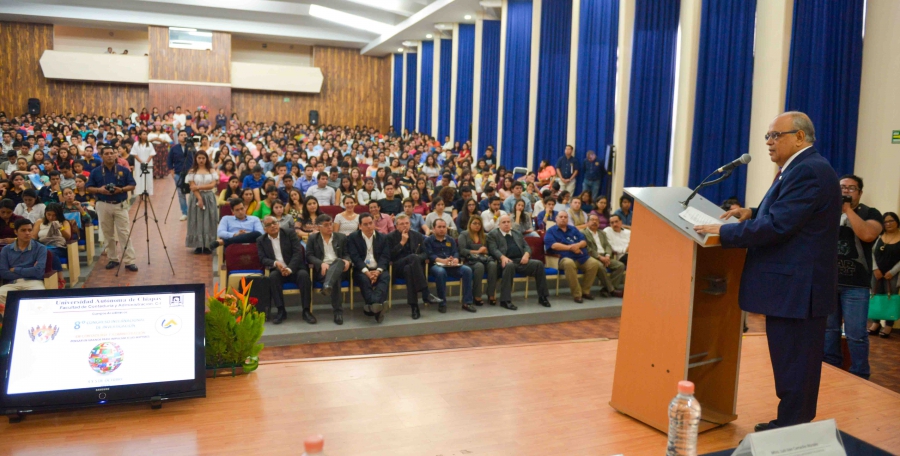 Participan investigadores de Argentina, Perú, Bolivia, Cuba y México en Congreso  de Contaduría y Administración organizado por la UNACH