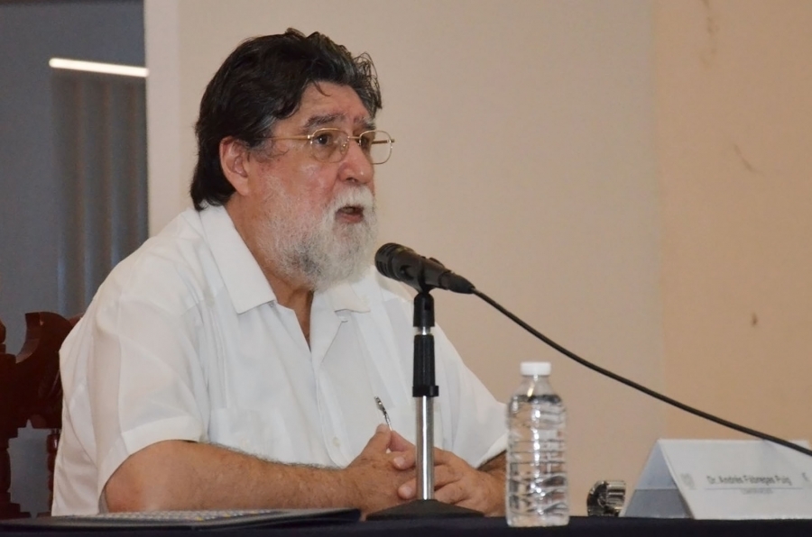 Recuerda Andrés Fábregas Puig legado histórico para Chiapas del arqueólogo Thomas Lee Whiting
